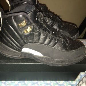 COPY - Jordan's all black 12's size 7